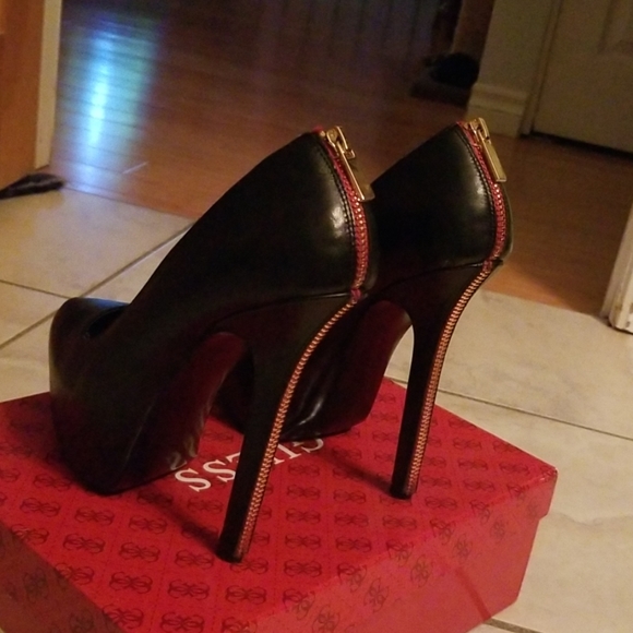 High heels 👠